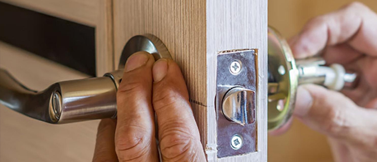 24 hour residential locksmith Midway City