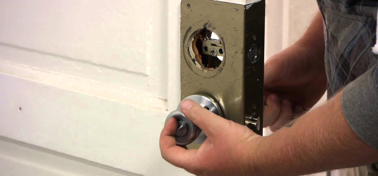 Home Lock Change in Midway City